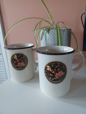 Vintage Wedgwood Mikado Brown Rim and Floral Medallion - Set of 2 Coffee Tea Mug